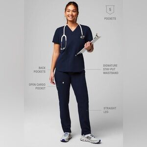 Fabletics Navy Scrub Set